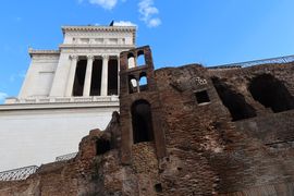 Neapol, Rzym, Watykan 2024